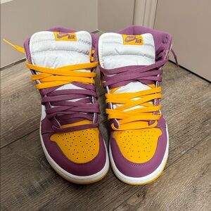 Nike High-Top Purple and Gold Sneakers